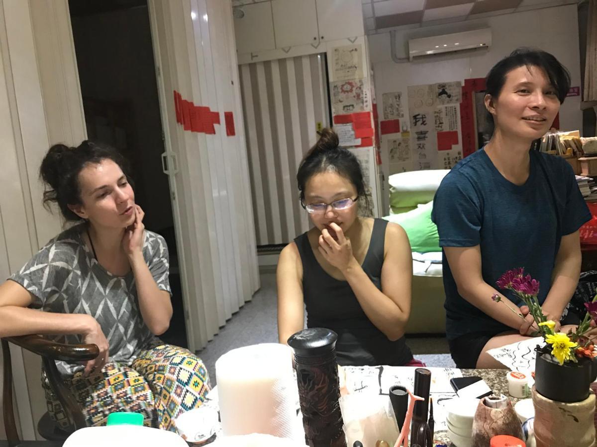 Jiji Art Backpackers Hostel Экстерьер фото